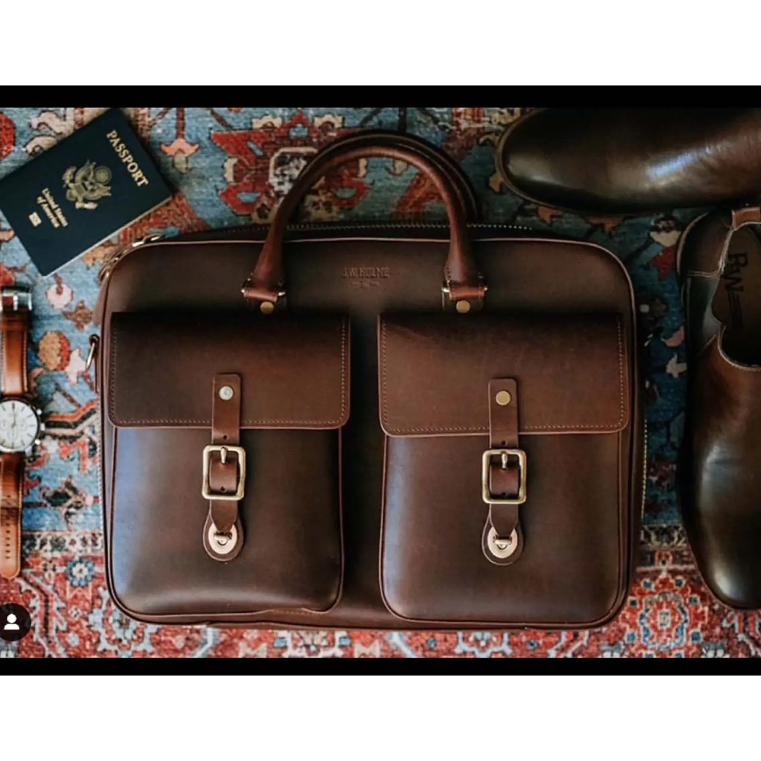 Editor Briefcase With Trolley Sleeve V1